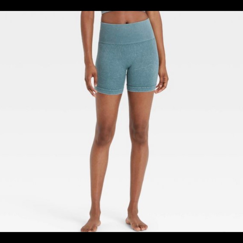 colsie seamless ribbed lounge biker shorts